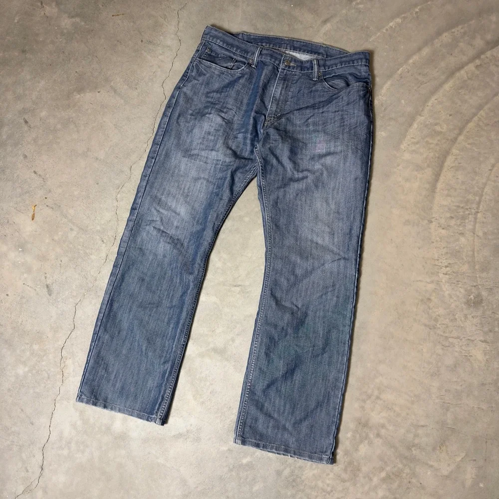 Levi's 514 Straight Fit Jeans Mens 38x32 Blue Medium Wash Denim Baggy Classic